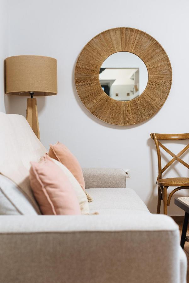 Aitana's Retreat With Charming Garden Appartement Séville